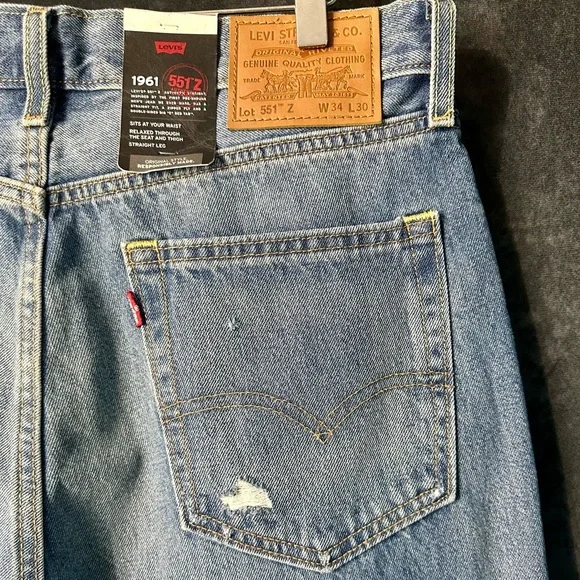 Levi’s 1961 551 z
Size 34x30 - Picture 9 of 16